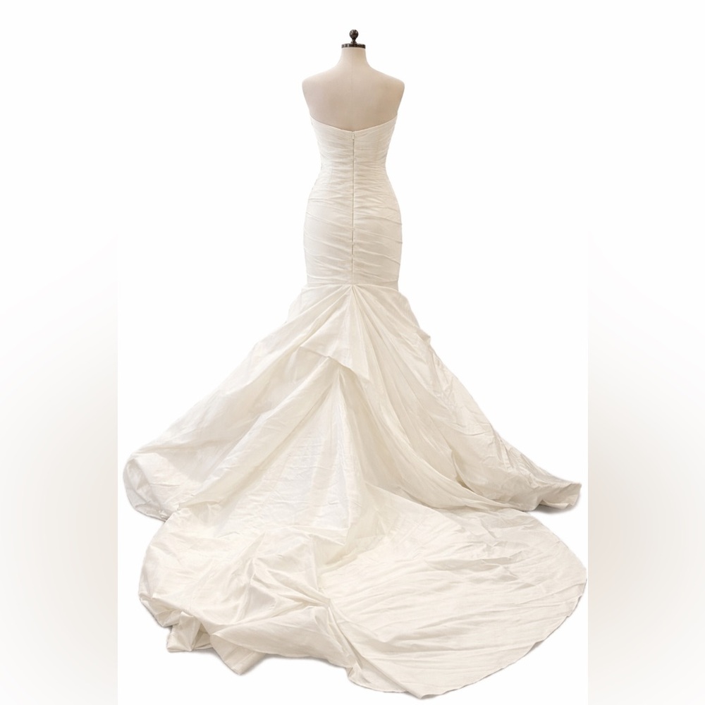 Alyne by Rivini Strapless Ivory Wedding Gown Ruched Mermaid Dramatic Train 10